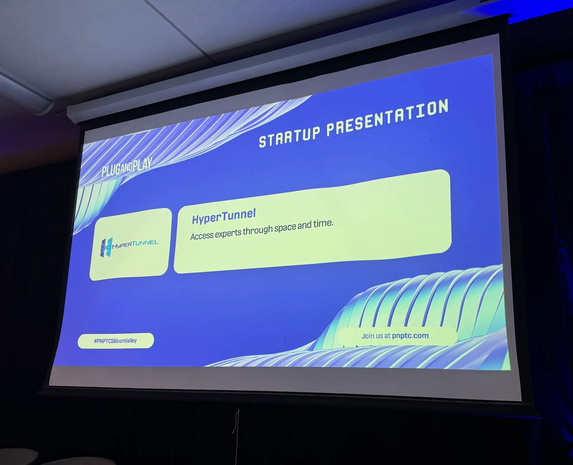 HyperTunnel’s startup presentation on stage at the Plug and Play Tech Center Silicon Valley Summit